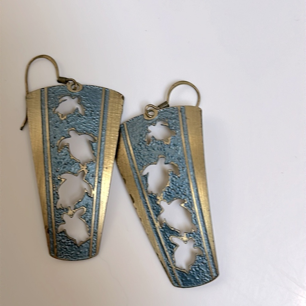 Sea Turtle Leighton Lam Vintage Nature Collection Drop Earrings Made in Hawaii